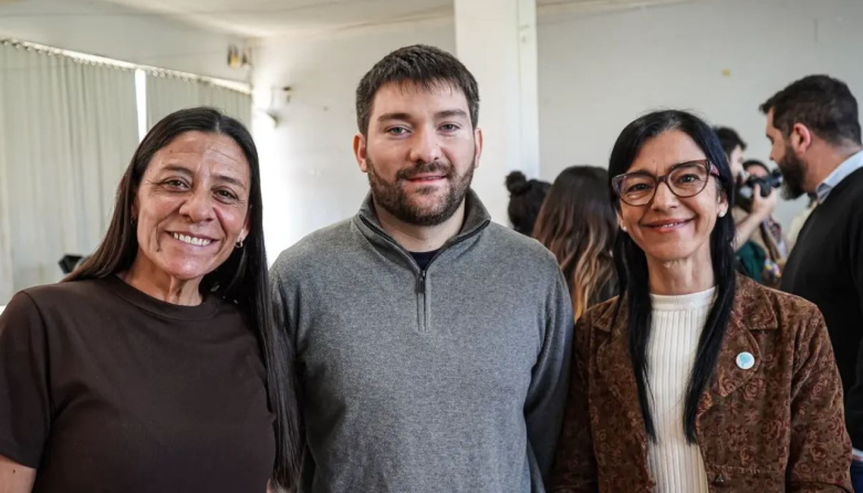 Provincia entregó equipamiento a escuelas y comedores de Necochea