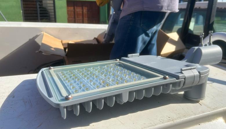 La gestión proyecta una transformación histórica en el alumbrado con LED para toda la ciudad pavimentada y más barrios