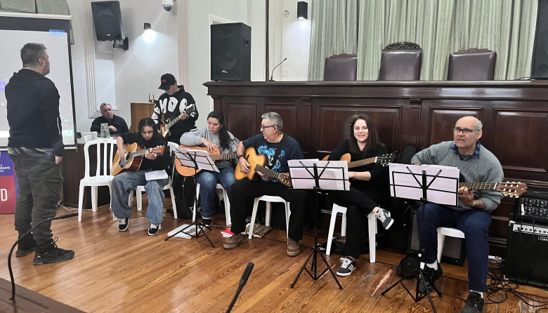 El Centro Cultural Municipal llevó sus expresiones artísticas al Concejo Deliberante