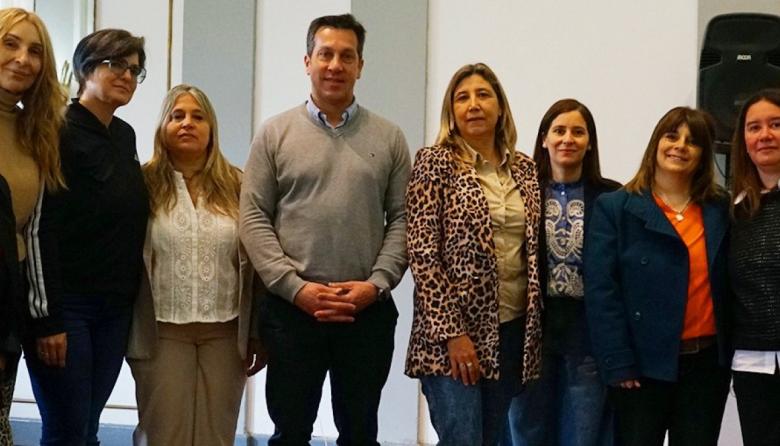 “La posibilidad de que las docentes en Necochea concursen por sus cargos nos parece la idea más fabulosa y democrática”