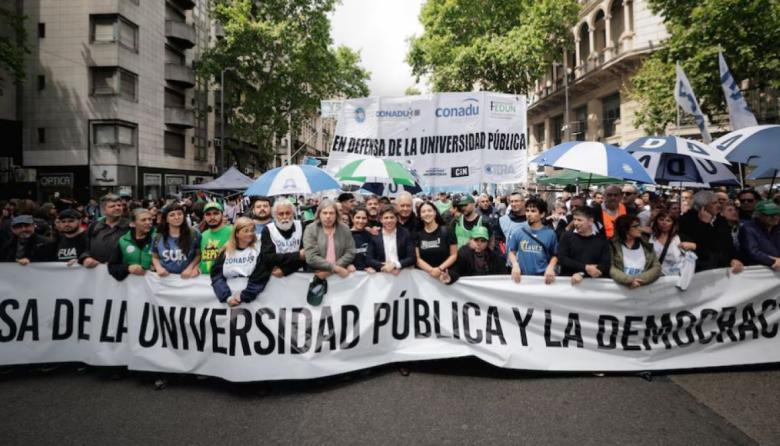 La Marcha Federal Universitaria volvió a movilizar a miles de personas y hubo incidentes frente al Congreso