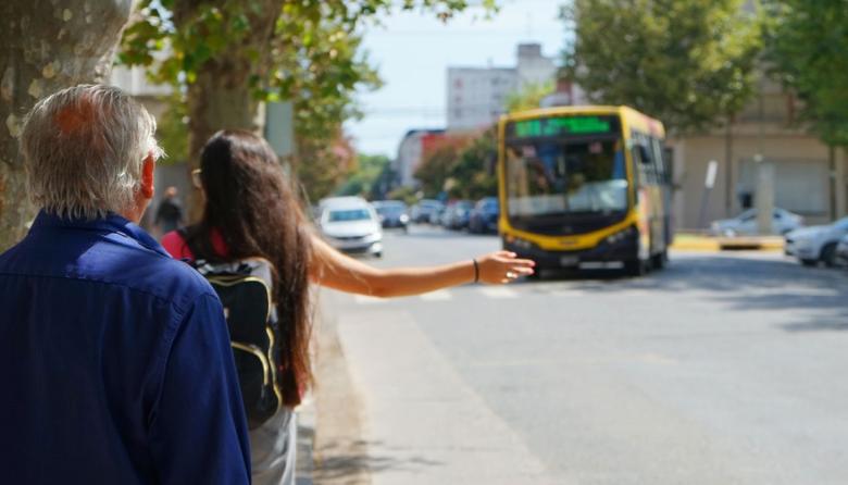 El Ejecutivo prorroga el servicio de transporte mientras prepara un nuevo llamado a licitación