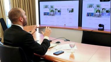 Economía planteó construir relaciones multilaterales y profundizar acuerdos con Rusia