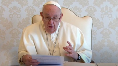 El Papa Francisco llamó a los empresarios argentinos a "no esconder la plata en paraísos fiscales"