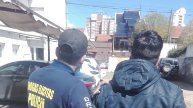 Importantisimo allanamiento anti-drogas en el barrio "Los Naranjos"