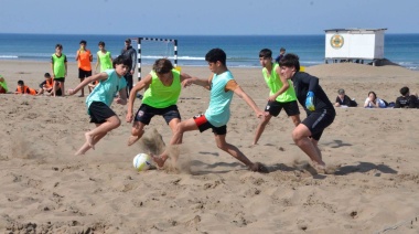 La etapa regional del Fútbol Playa se disputó en la costa necochense