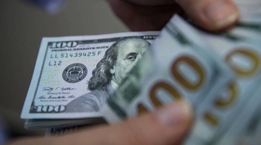 El blue se dispara tras las medidas del Gobierno y la brecha con el oficial es del 90,6%