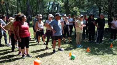 Los mayores se mostraron más activos que nunca en una Caminata Saludable