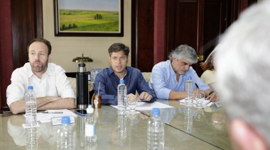 Kicillof acordó con gremios un nuevo aumento para trabajadores del Estado