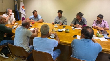 Fructífera reunión del Intendente con las cooperativas de La Dulce y Juan N. Fernández