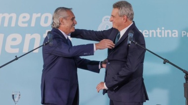 Habemus Jefe de Gabinete: Alberto Fernández le tomó juramento a Agustín Rossi