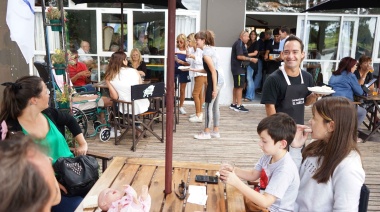 "Todos al Agua" inauguró una cantina atendida por personas con discapacidad