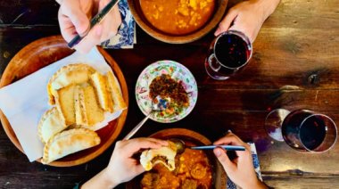 Turismo trabaja en un mapa gastronómico que refleje el corredor local de comida criolla