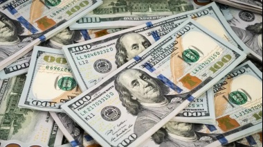 Si no es la inflación que sea el dólar: El blue sigue imparable
