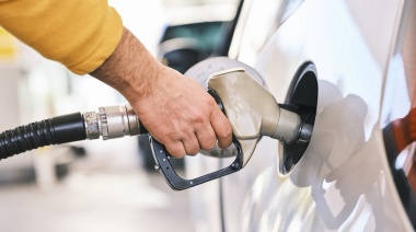 Las petroleras aumentaron un 27% el precio de los combustibles