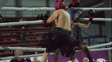 Vibrante Velada de Boxeo Amateur en el Polideportivo de Necochea: Nuevos Campeones Coronan la Noche