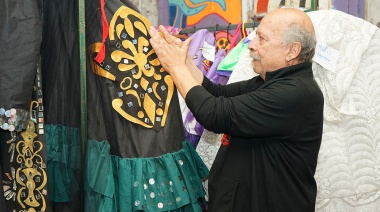 Al cabo de un fino trabajo de producción, el carnaval del domingo tendrá un centenar de máscaras