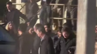 Javier Milei llegó esta mañana a la zona afectada por el temporal