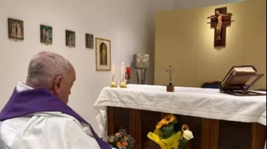 Se conoció la primera foto del papa Francisco desde que fue internado