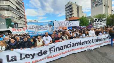 La comunidad universitaria de Necochea se moviliza en defensa del financiamiento educativo