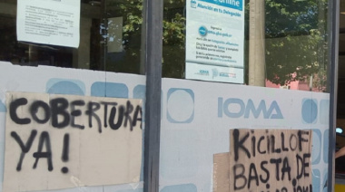 Acompañantes terapéuticos reclaman en Necochea y La Plata por descuentos y fallas en el nuevo sistema de IOMA