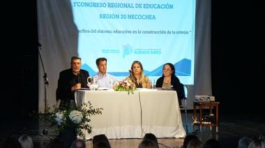 El Intendente en el Congreso Regional: “La educación debe ser una política pública, gobierne quien gobierne”