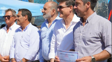 Puerto Quequén presentó la restauración del mural “Reflejos” y anunció nuevas obras en su aniversario