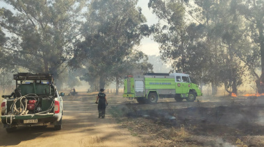 Guardaparques y Defensa Civil dieron apoyo en un incendio forestal en la Villa Zabala