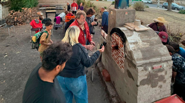 Con notable participación comunitaria se desarrolló el proyecto “Construcción de horno de barro”