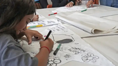 Actividad por la memoria en el Centro Cultural Necochea