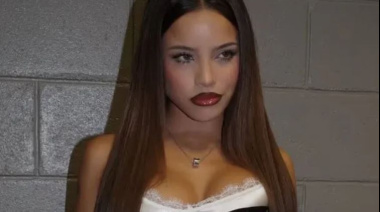 Tras el "hate" masivo, Emilia Mernes se mostró junto a una artista internacional: el posteo