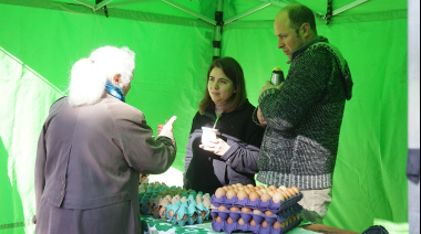 “El Mercado en tu barrio” volvió con el respaldo municipal a los productores locales
