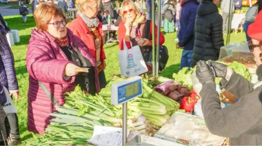 Mercados Bonaerenses convocó a vecinos y turistas en el Parque