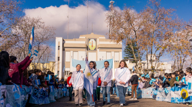 Cientos de alumnos prometerán lealtad a la Bandera en la Plaza Dardo Rocha