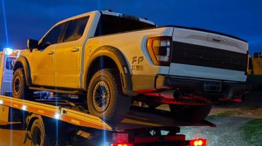 Porteño quiso hacerse el vivo con una Ford Raptor en Quequén... y terminó sin camioneta