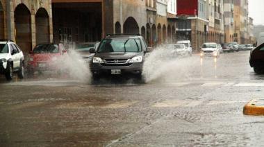 Defensa Civil pide prevención, pero advierte que no hay que alarmarse ante el pronóstico de una primavera lluviosa, o “super niño”
