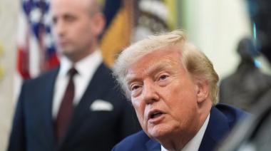 Trump sugirió que apostará a que la presión económica obligue a Irán a retomar las negociaciones: “Le estamos bajando el tono”