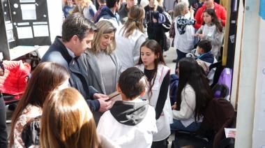 El Intendente destacó el trabajo de alumnos y docentes en la 34° Feria Regional de Educación, Arte y Ciencia