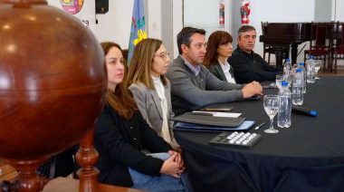 Con el Intendente Rojas al frente, se realizó el sorteo que abre el camino a la subasta del Auditórium del Casino