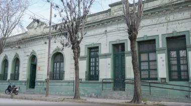 La Escuela 4 reúne fondos para restaurar el frente de su edificio