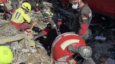 Tragedia ferroviaria en España: ascienden a 69 los muertos y continúan los trabajos de rescate