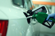 Después del acuerdo con Nación, los combustibles aumentan un 4% este jueves