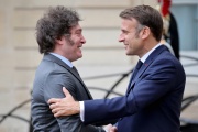 Mieli se reunió con Macron buscando bajar la tensión tras el tuit de Villarruel