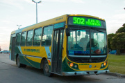 Desde este martes se restringe el servicio de transporte urbano por falta de pago a choferes