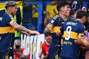 Boca fue una fiesta: venció 2-0 a River en la Bombonera y selló su regreso a la Copa Libertadores 2026