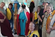 Los Reyes Magos hicieron una donación en el Hospital y recorrieron la ciudad