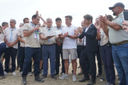 El gobernador Axel Kicillof llegó al Campo Scout necochense en el cierre del VII Rover Moot