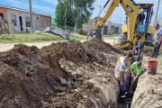 Se amplía la red cloacal en calle 85 y se fortalece la infraestructura sanitaria del distrito