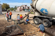 Intervienen con mejoras en el escurrimiento de agua en un sector de Quequén