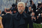 Bad Bunny "envejeció 53 años" para la Met Gala y sorprendió con un look impactante